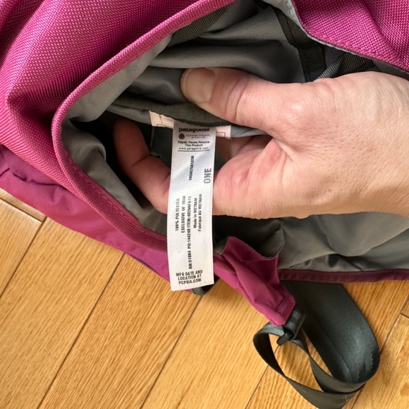 Patagonia Half Mass 15L Bag Shoulder CrossBody Pack Bag - Picture 8 of 8